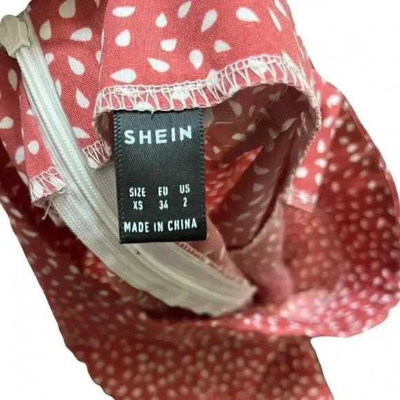 🌟 SHEIN Women's XS Red Floral A-Line Skirt Short Split Hem Casual Zip Closure 🌟 - Picture 2 of 4